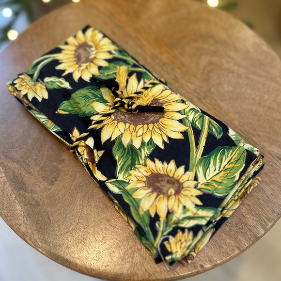 April Cornell sunflower valley napkins 16” X 16” set of 6 black yellow - Picture 1 of 4